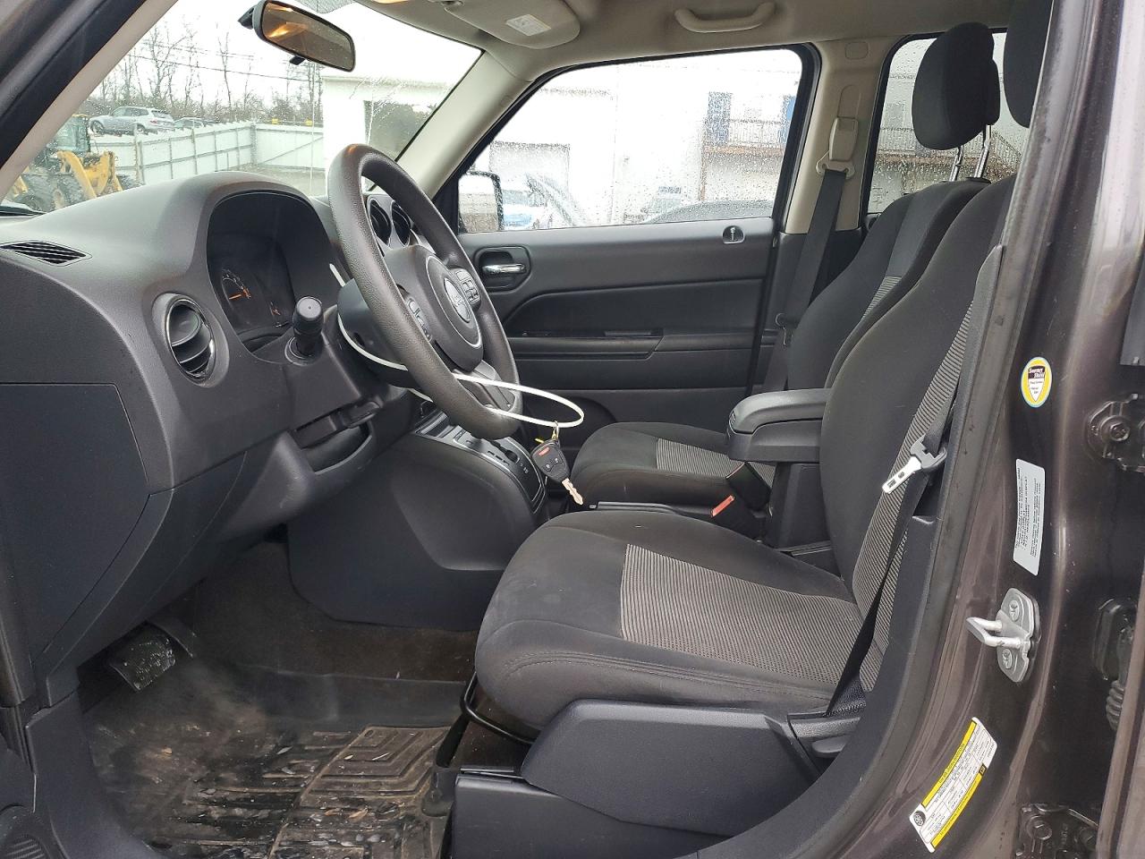2015 JEEP PATRIOT SPORT photo 7