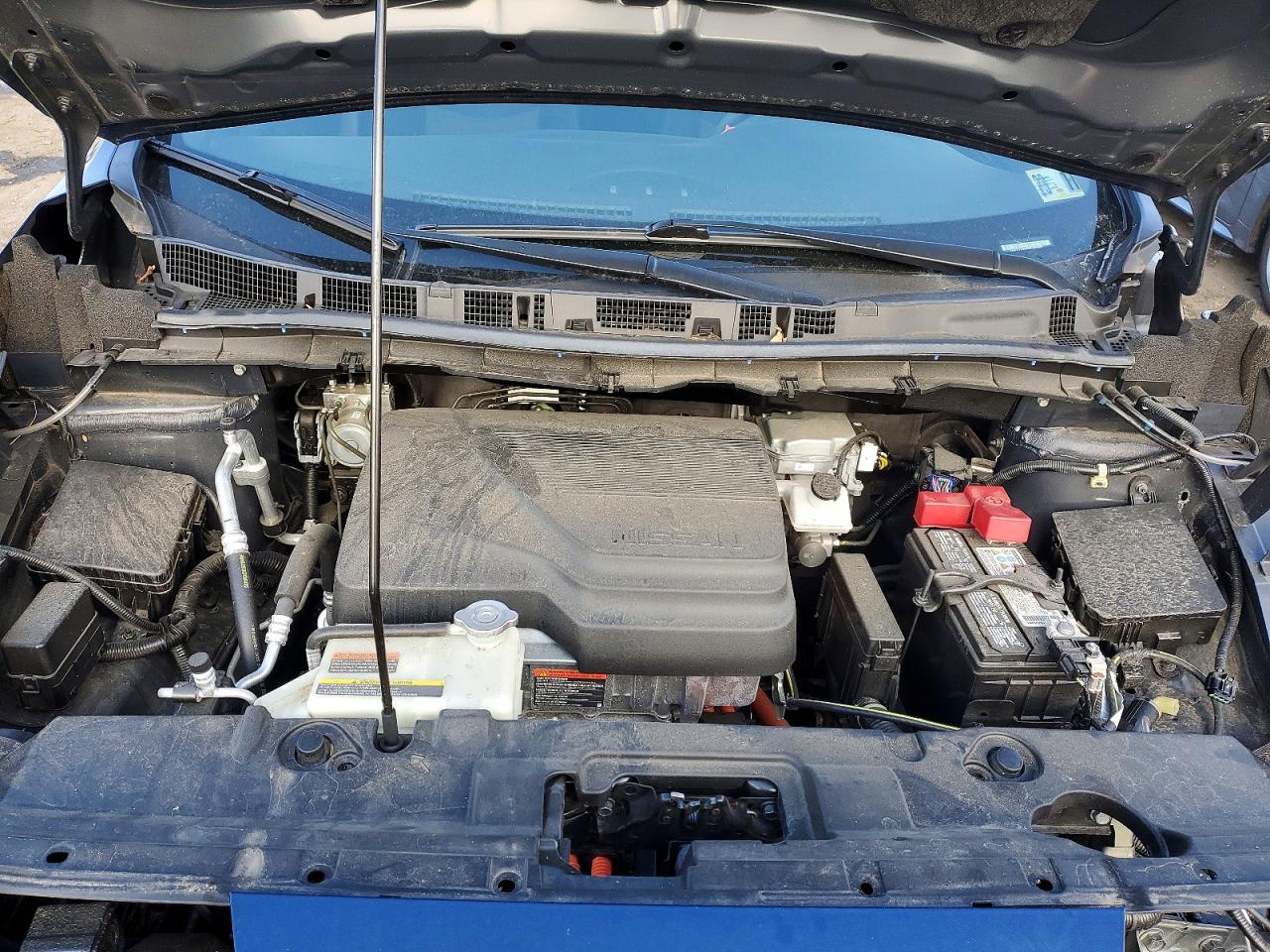 2023 NISSAN LEAF S photo 11