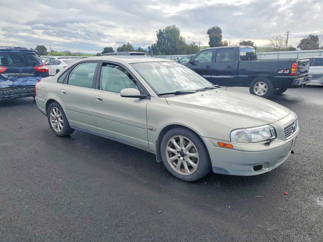 2004 VOLVO S80 2.5T photo 4