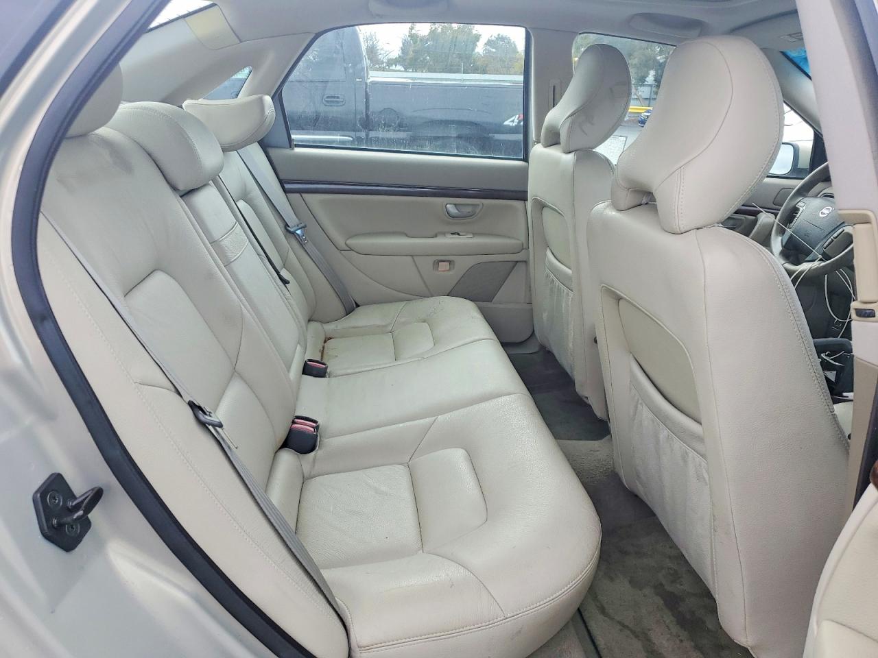 2004 VOLVO S80 2.5T photo 10