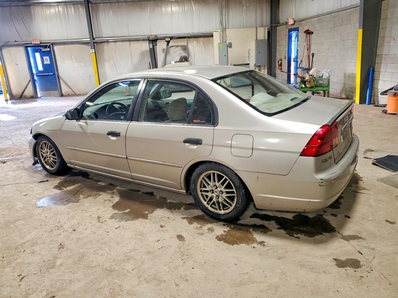 2001 HONDA CIVIC LX photo 2