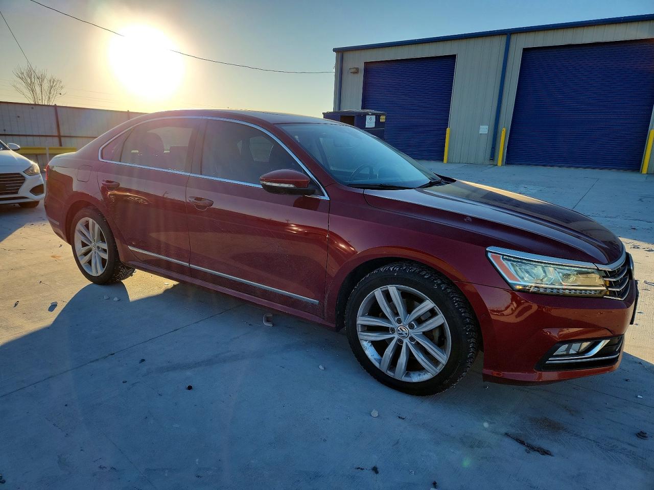 2018 VOLKSWAGEN PASSAT SEL PREMIUM photo 4