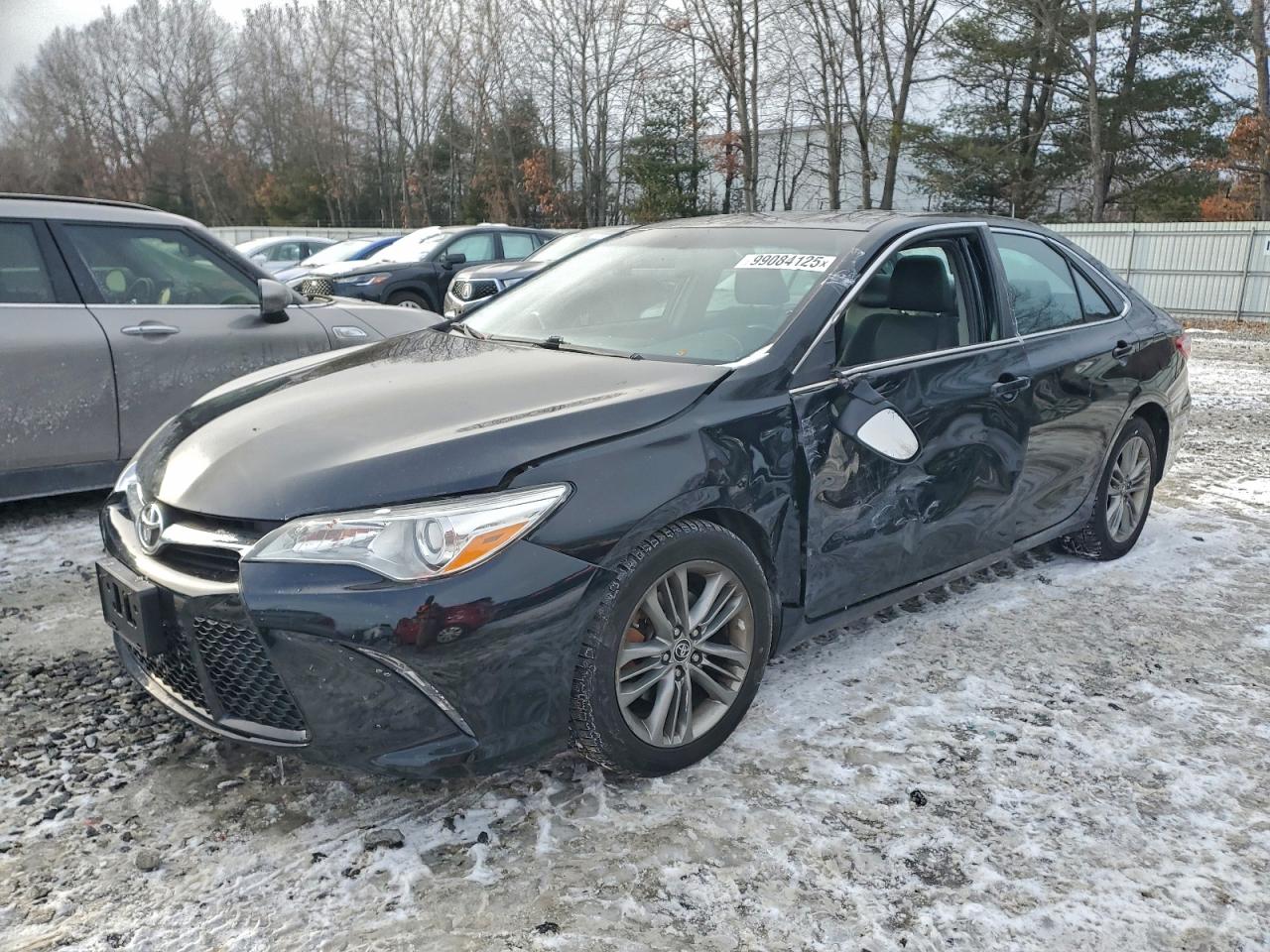 2015 TOYOTA CAMRY