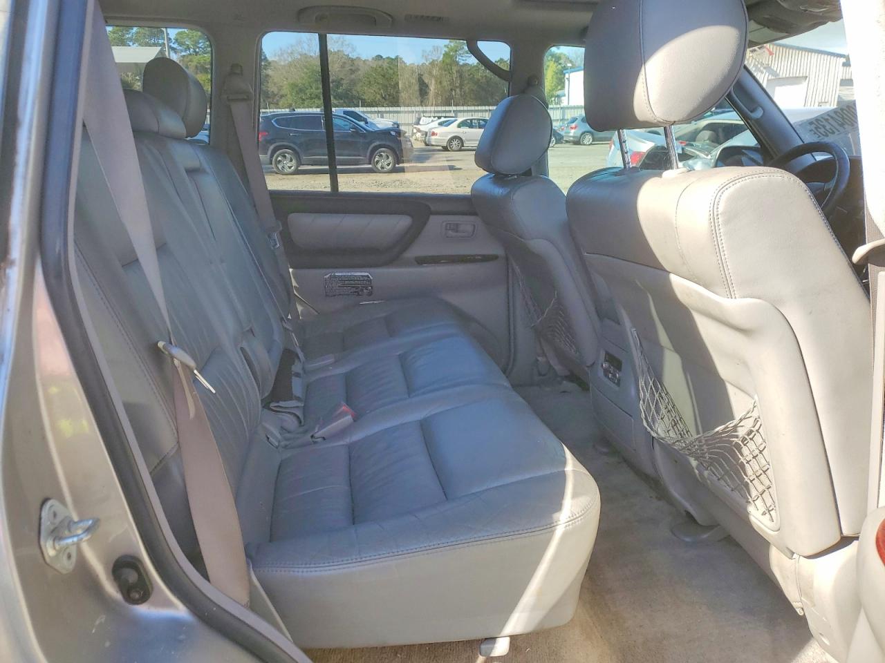 2004 TOYOTA LAND CRUISER photo 11