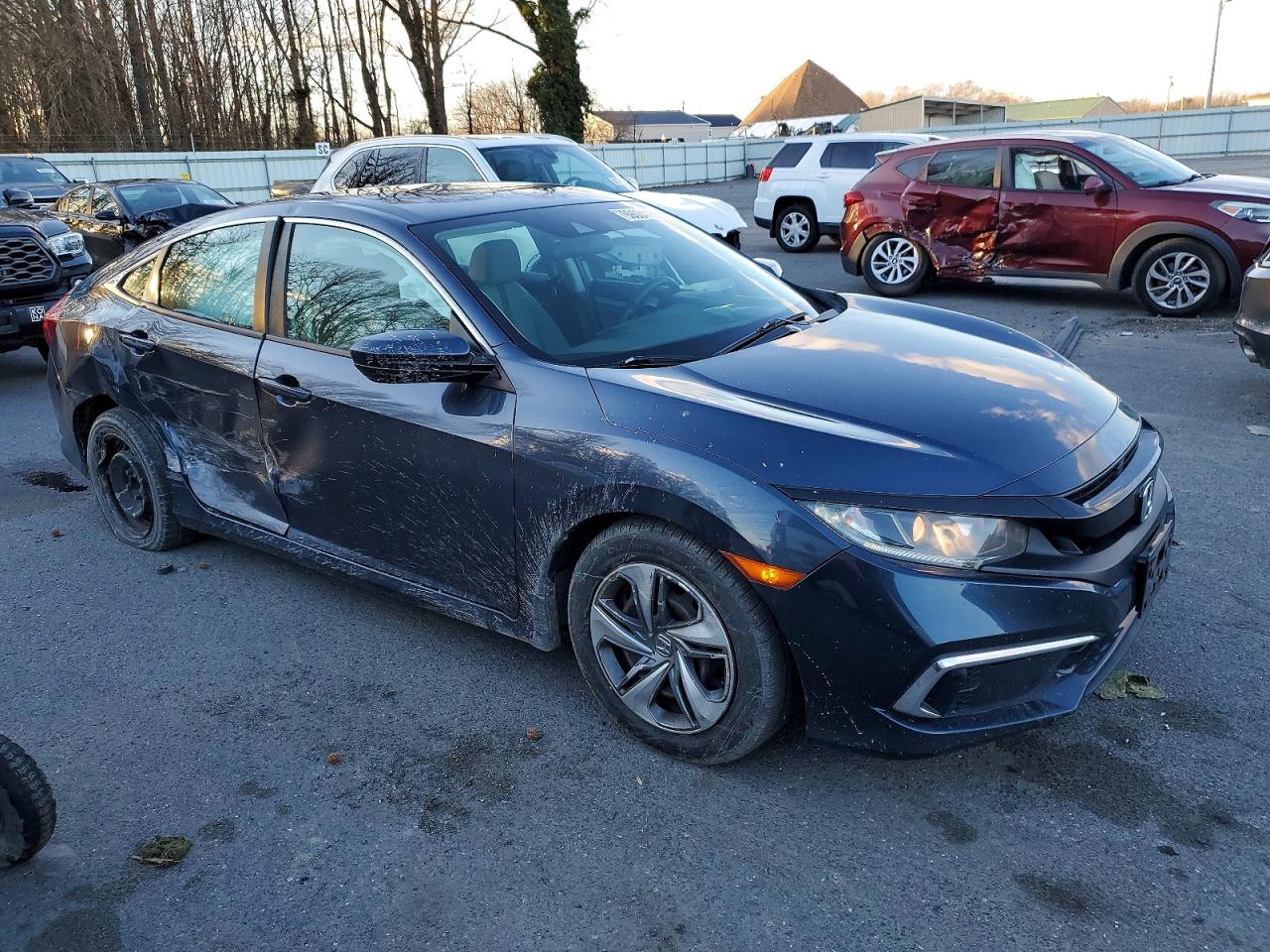 2020 HONDA CIVIC LX photo 4