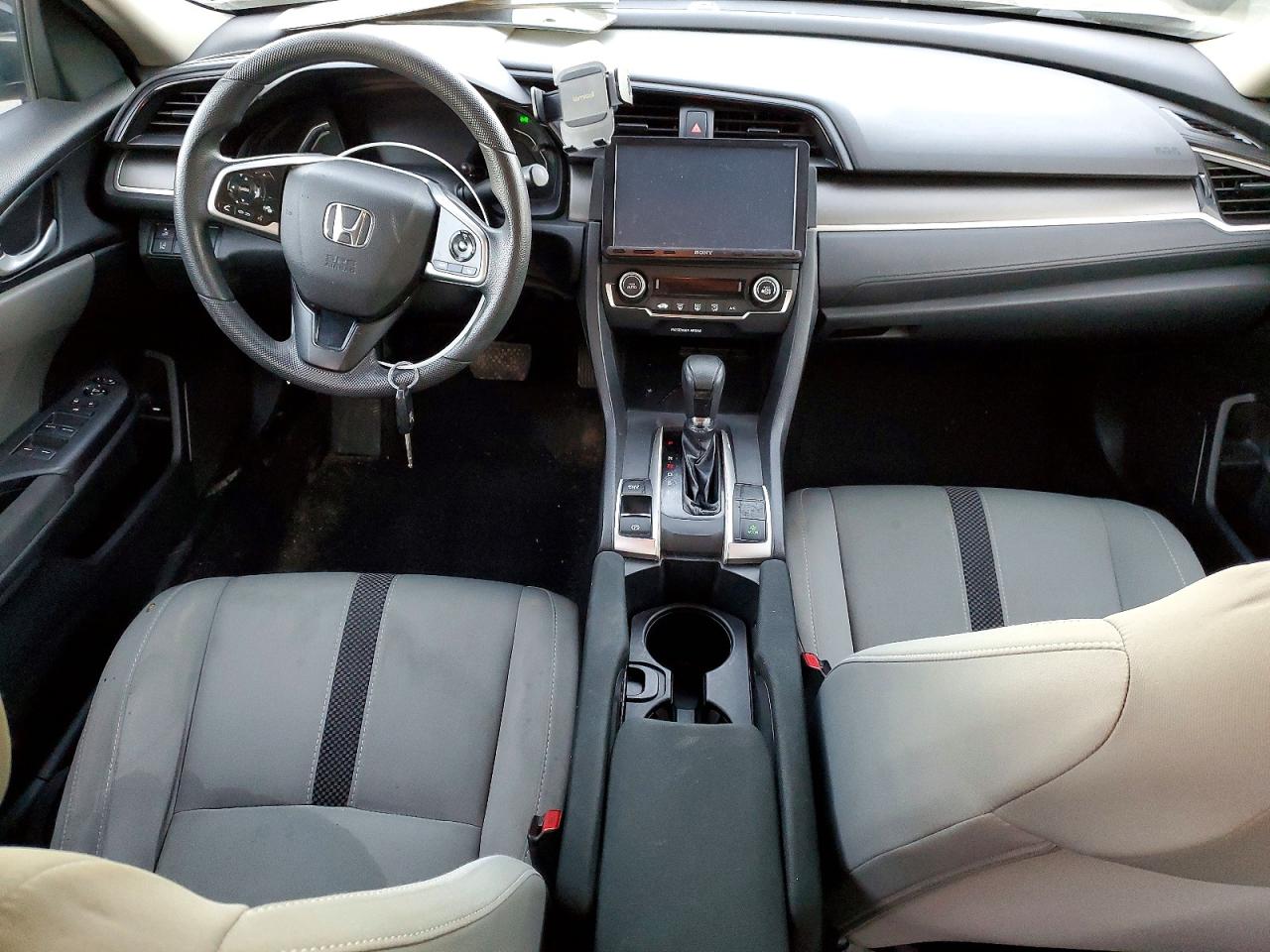 2020 HONDA CIVIC LX photo 8