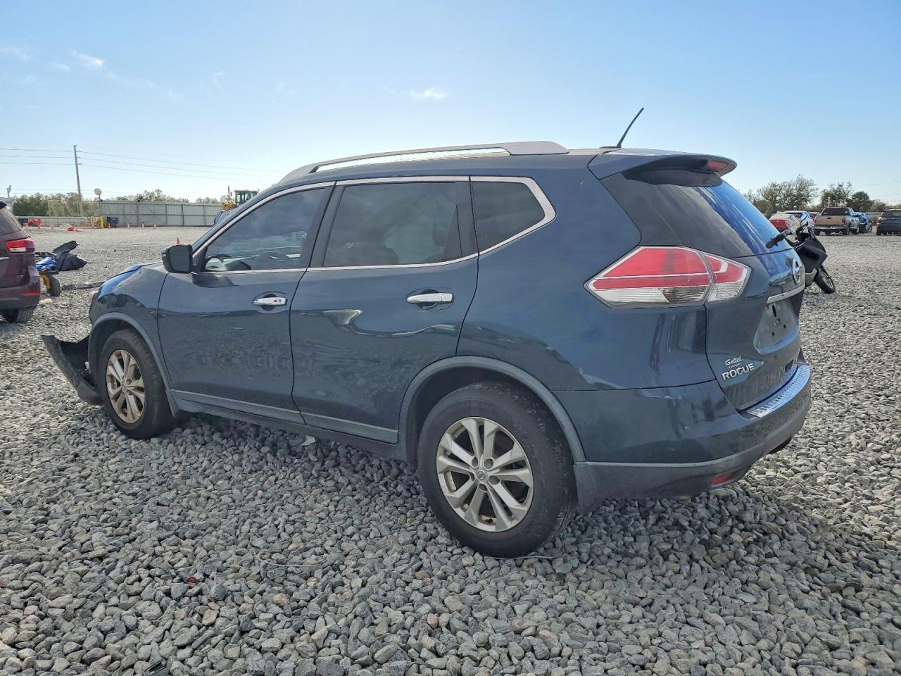 2016 NISSAN ROGUE S photo 3