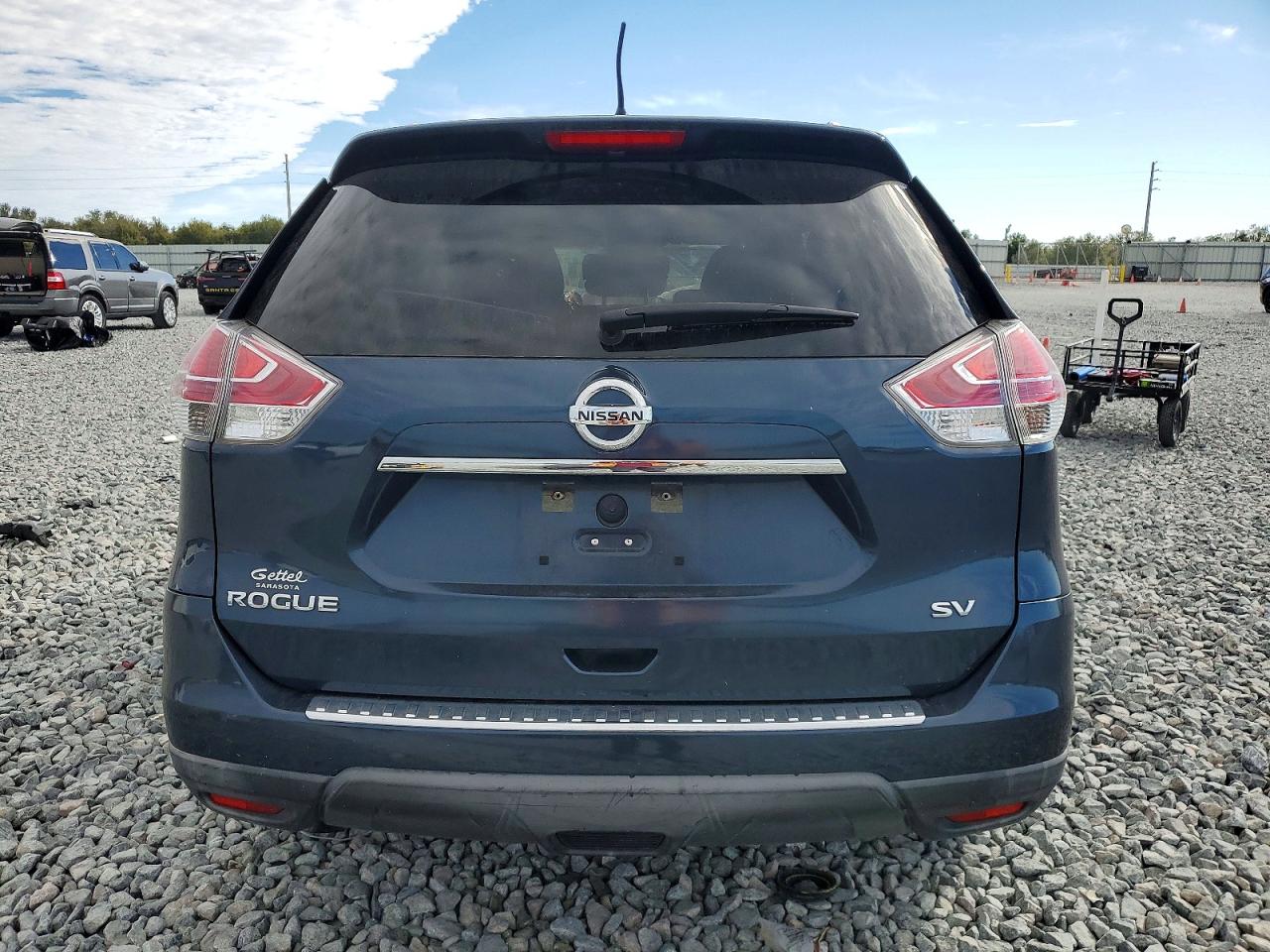 2016 NISSAN ROGUE S photo 11