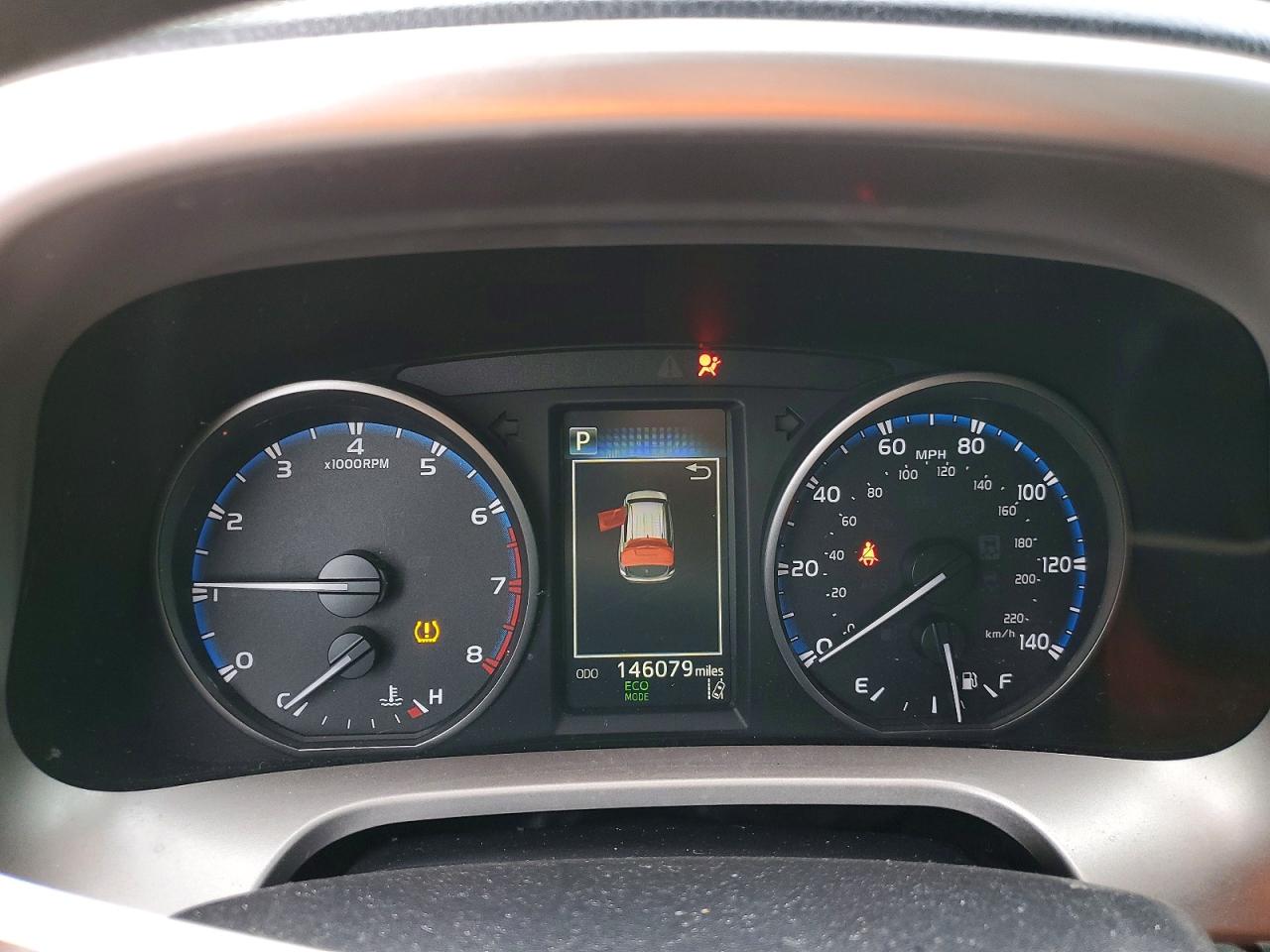2017 TOYOTA RAV4 LE photo 9