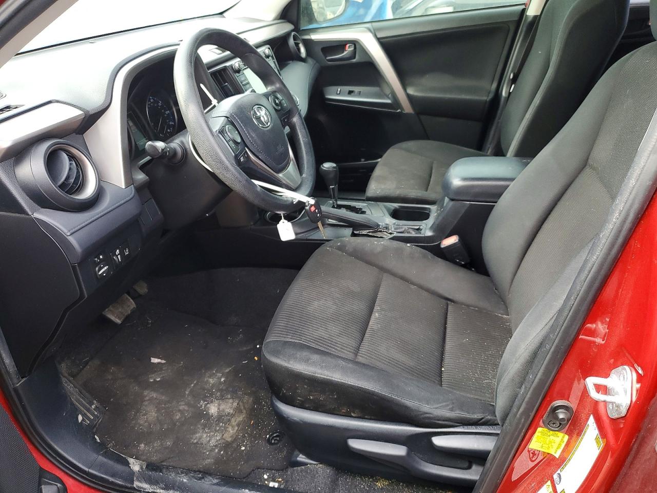 2017 TOYOTA RAV4 LE photo 7