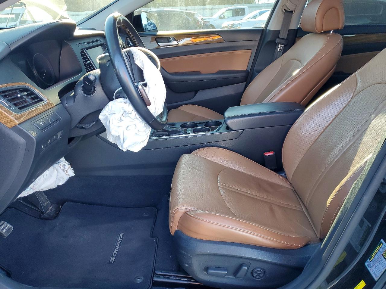2015 HYUNDAI SONATA SPORT photo 13