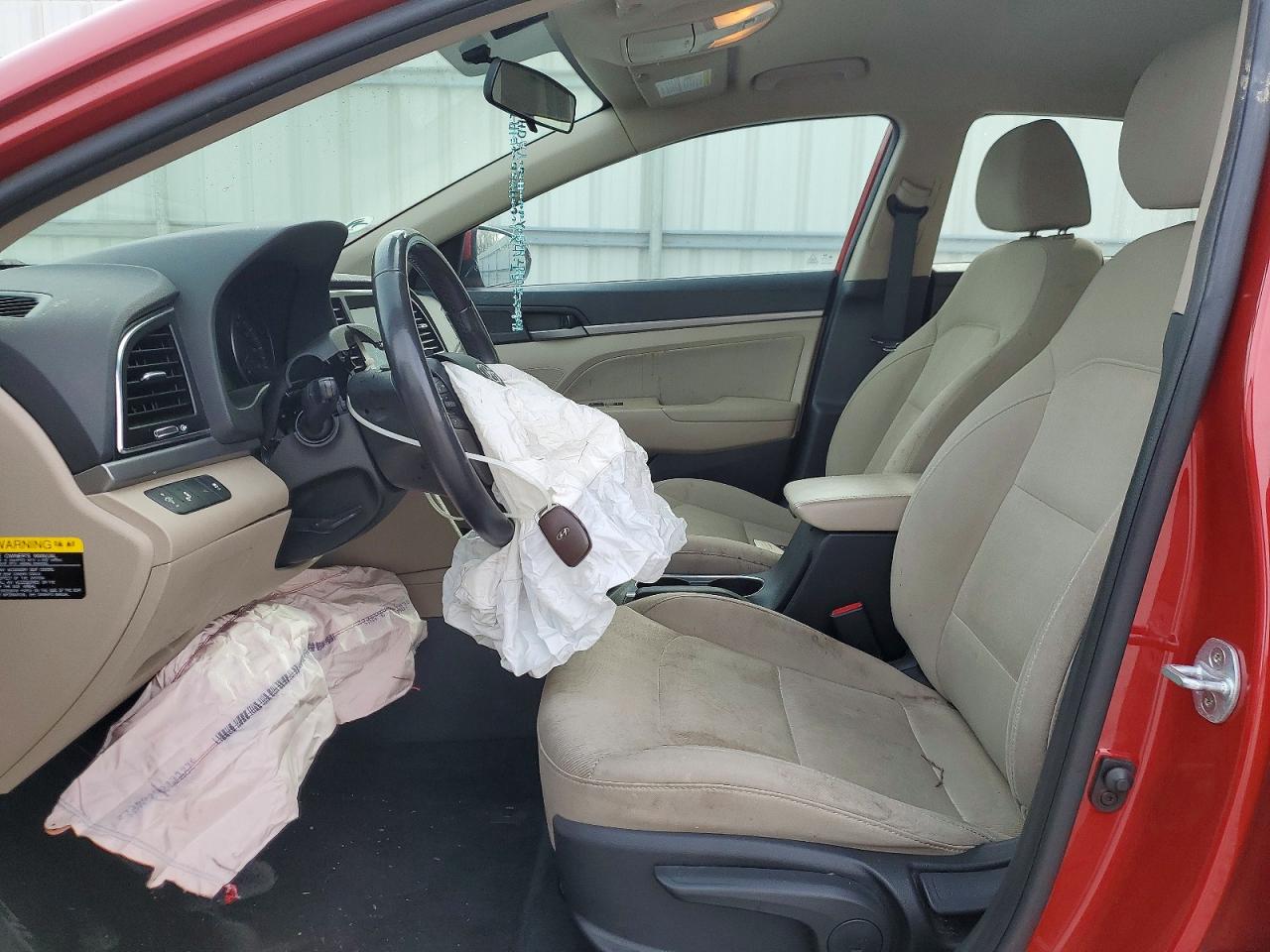 2017 HYUNDAI ELANTRA SE photo 7