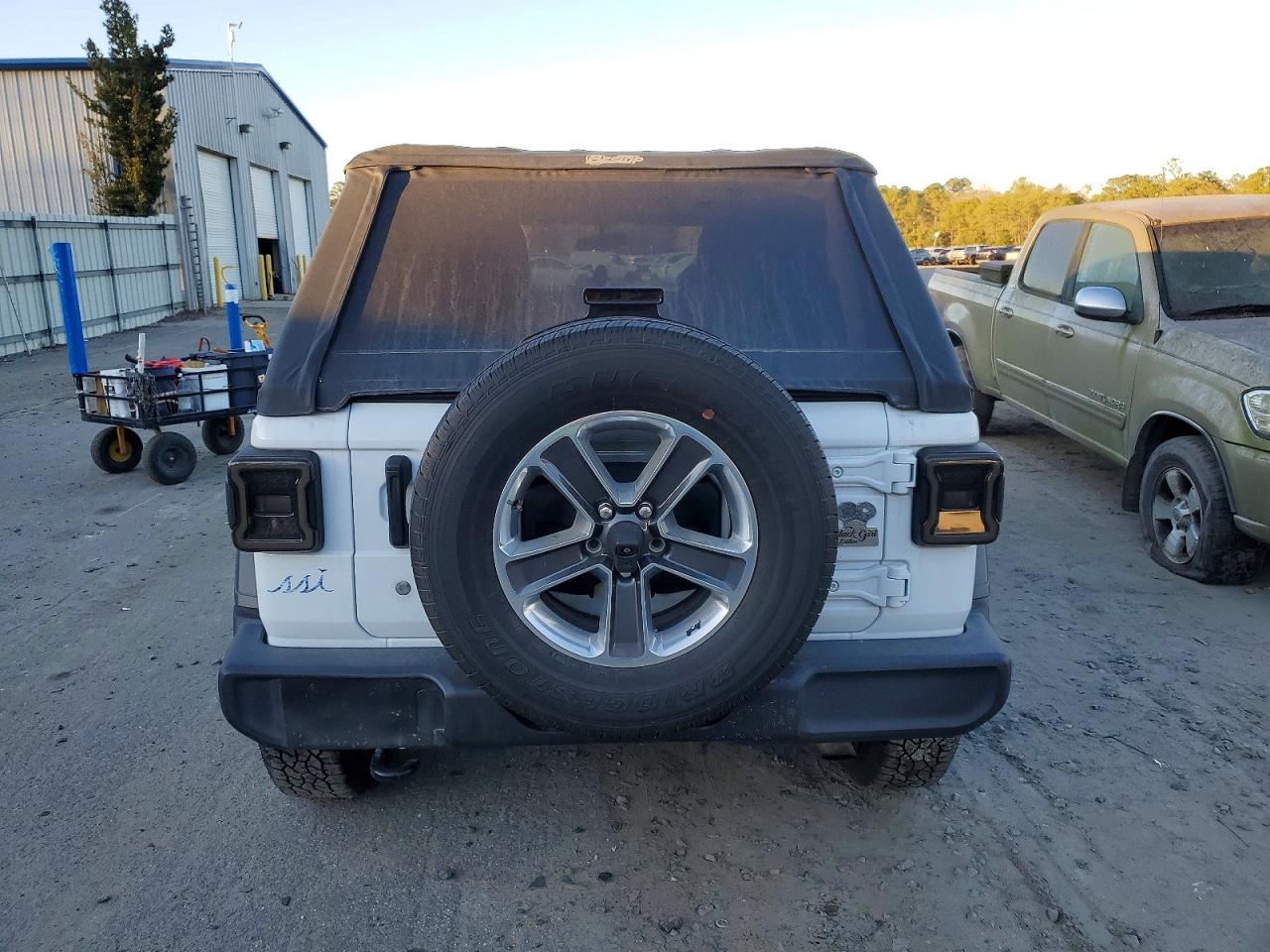 2018 JEEP WRANGLER UNLIMITED SPORT photo 6