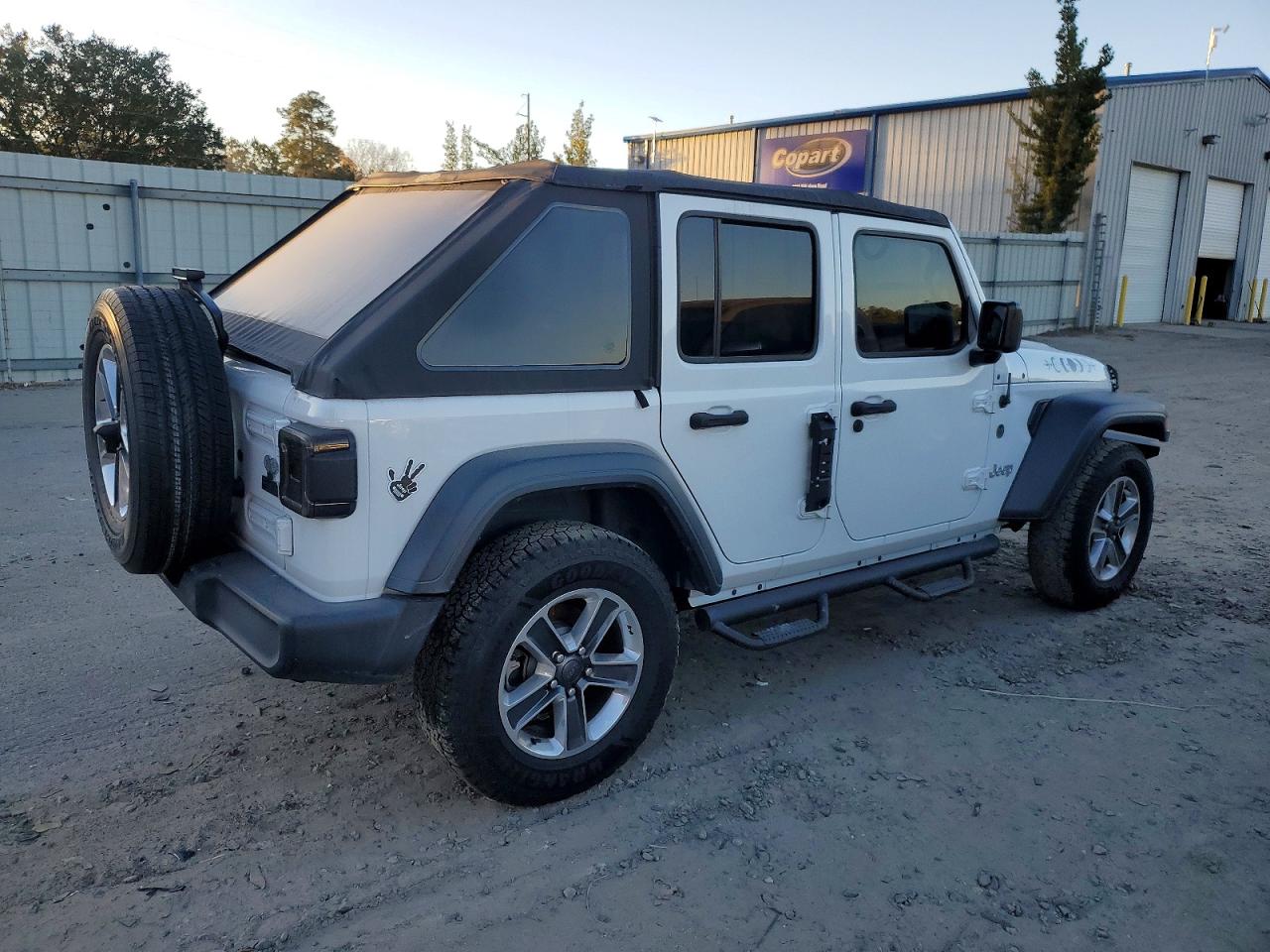 2018 JEEP WRANGLER UNLIMITED SPORT photo 3
