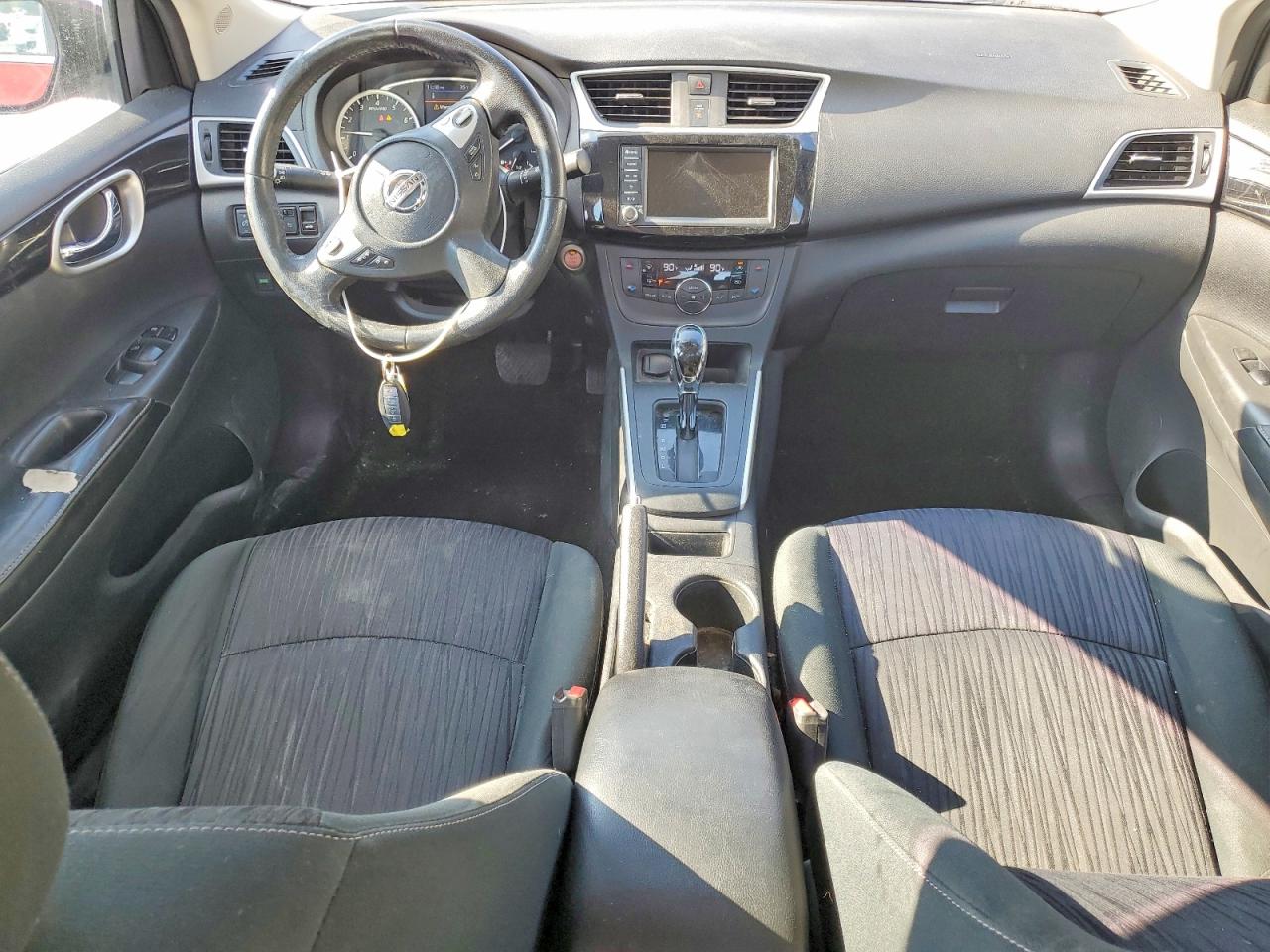 2019 NISSAN SENTRA S photo 8
