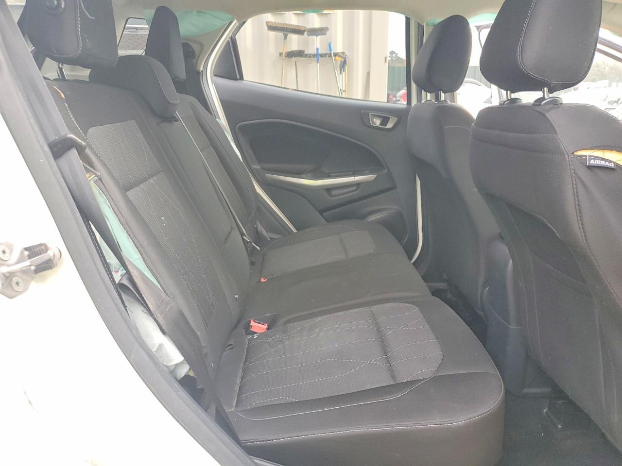 2020 FORD ECOSPORT SE photo 21