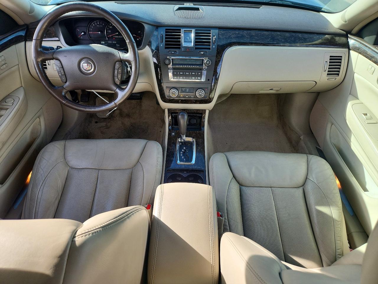 2009 CADILLAC DTS photo 8