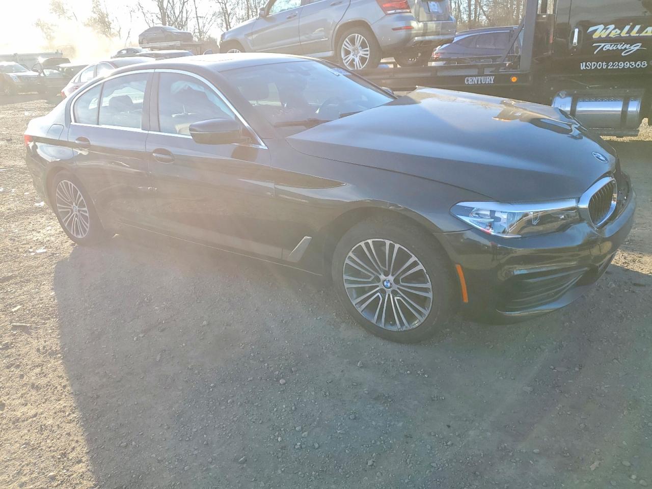 2019 BMW 530 XI photo 4