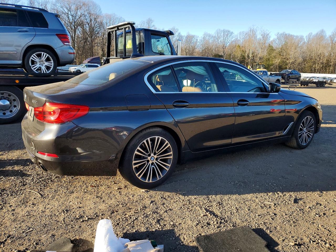 2019 BMW 530 XI photo 3