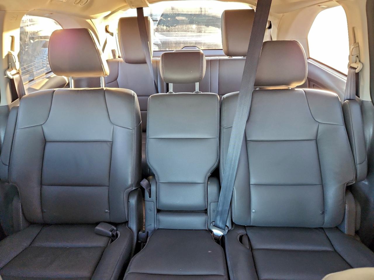 2016 HONDA ODYSSEY EXL photo 10