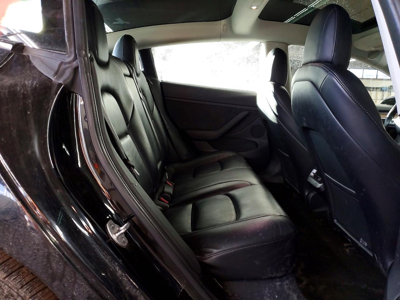 2022 TESLA MODEL 3 photo 10