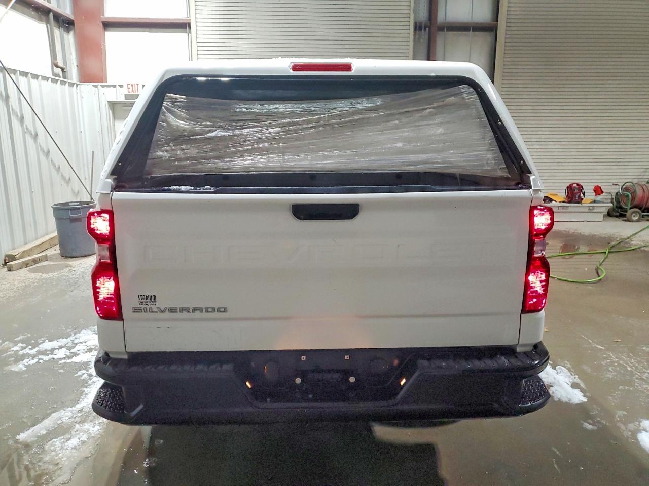 2023 CHEVROLET SILVERADO C1500 photo 6