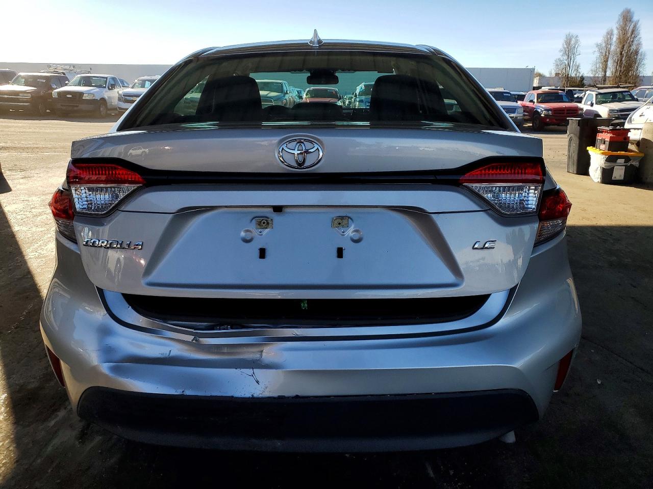 2024 TOYOTA COROLLA LE photo 6