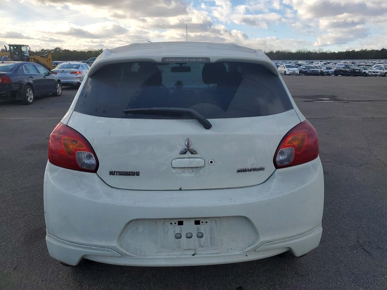 2014 MITSUBISHI MIRAGE ES photo 6