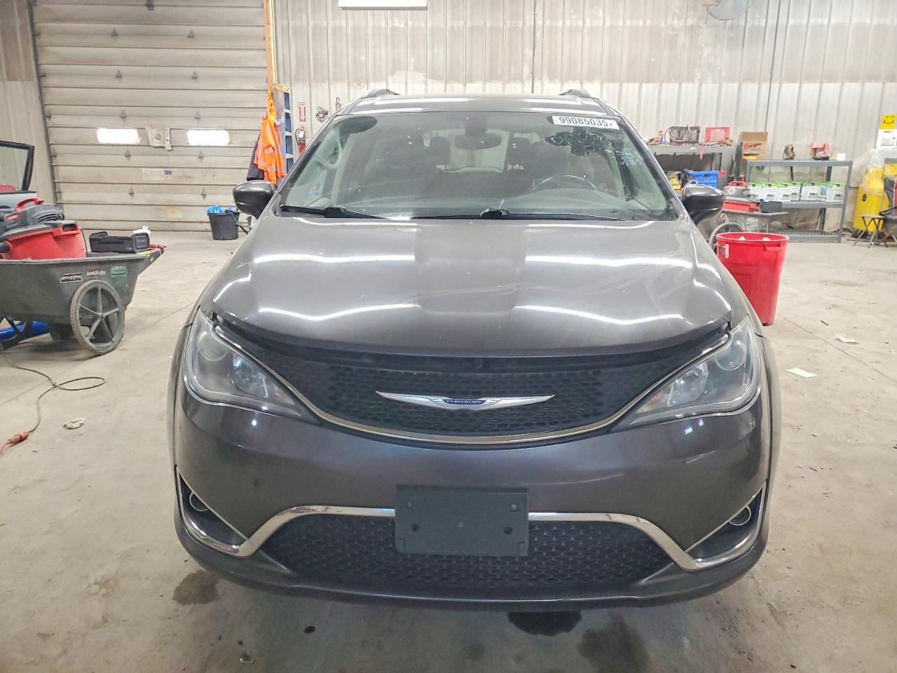 2019 CHRYSLER PACIFICA TOURING L photo 5