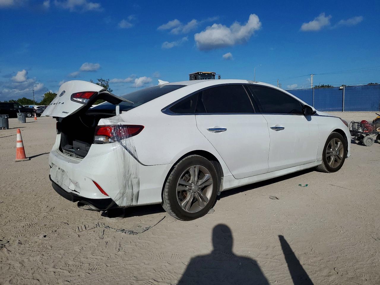 2018 HYUNDAI SONATA SPORT photo 3