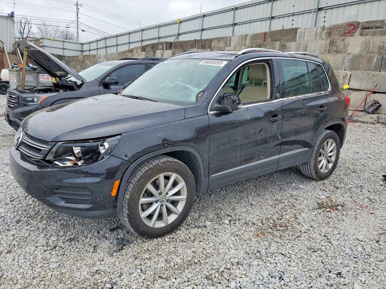 2017 VOLKSWAGEN TIGUAN