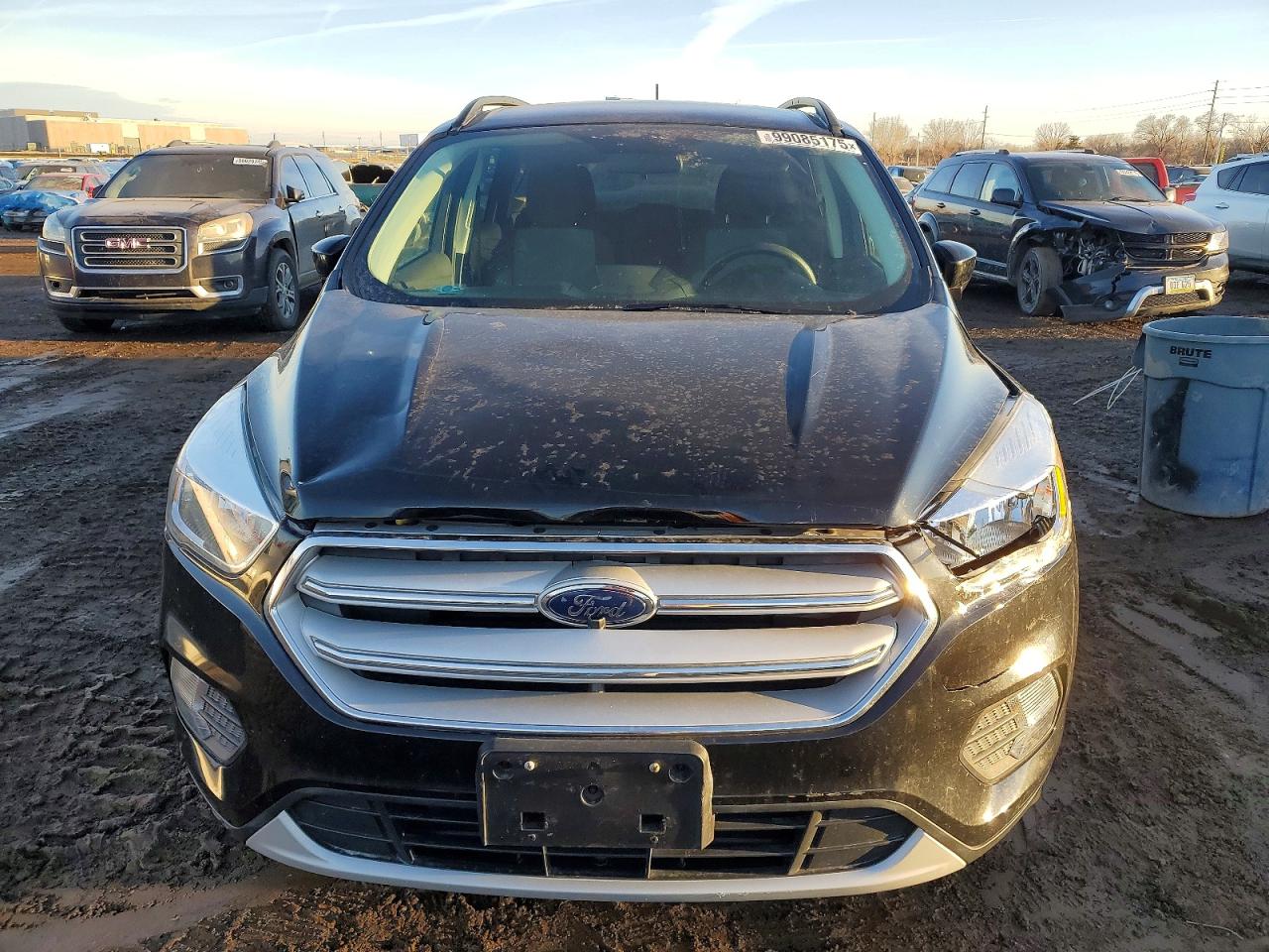 2018 FORD ESCAPE SE photo 5