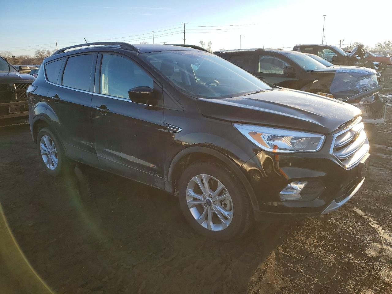 2018 FORD ESCAPE SE photo 4