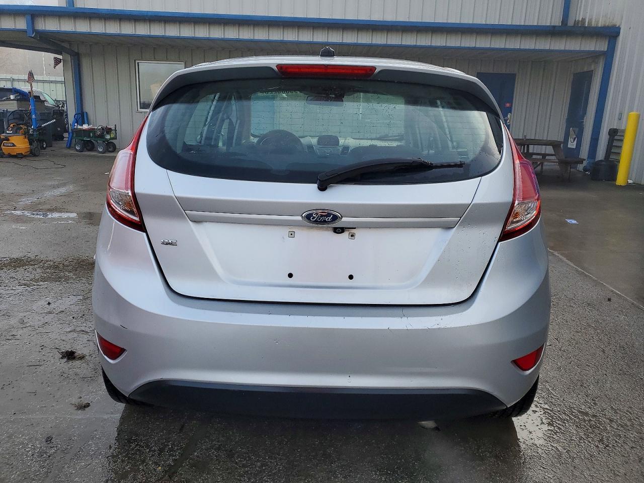 2019 FORD FIESTA SE photo 6