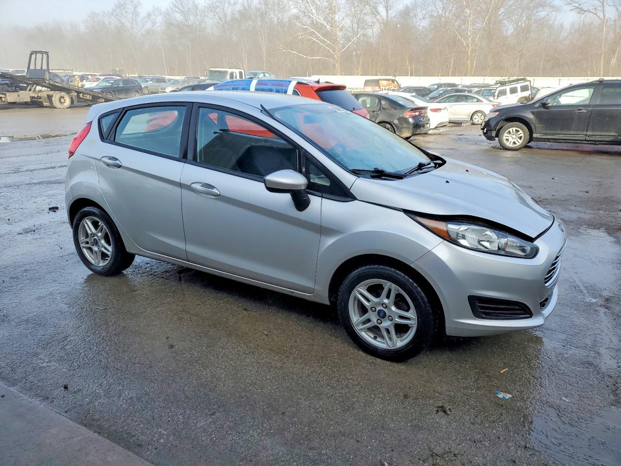 2019 FORD FIESTA SE photo 4