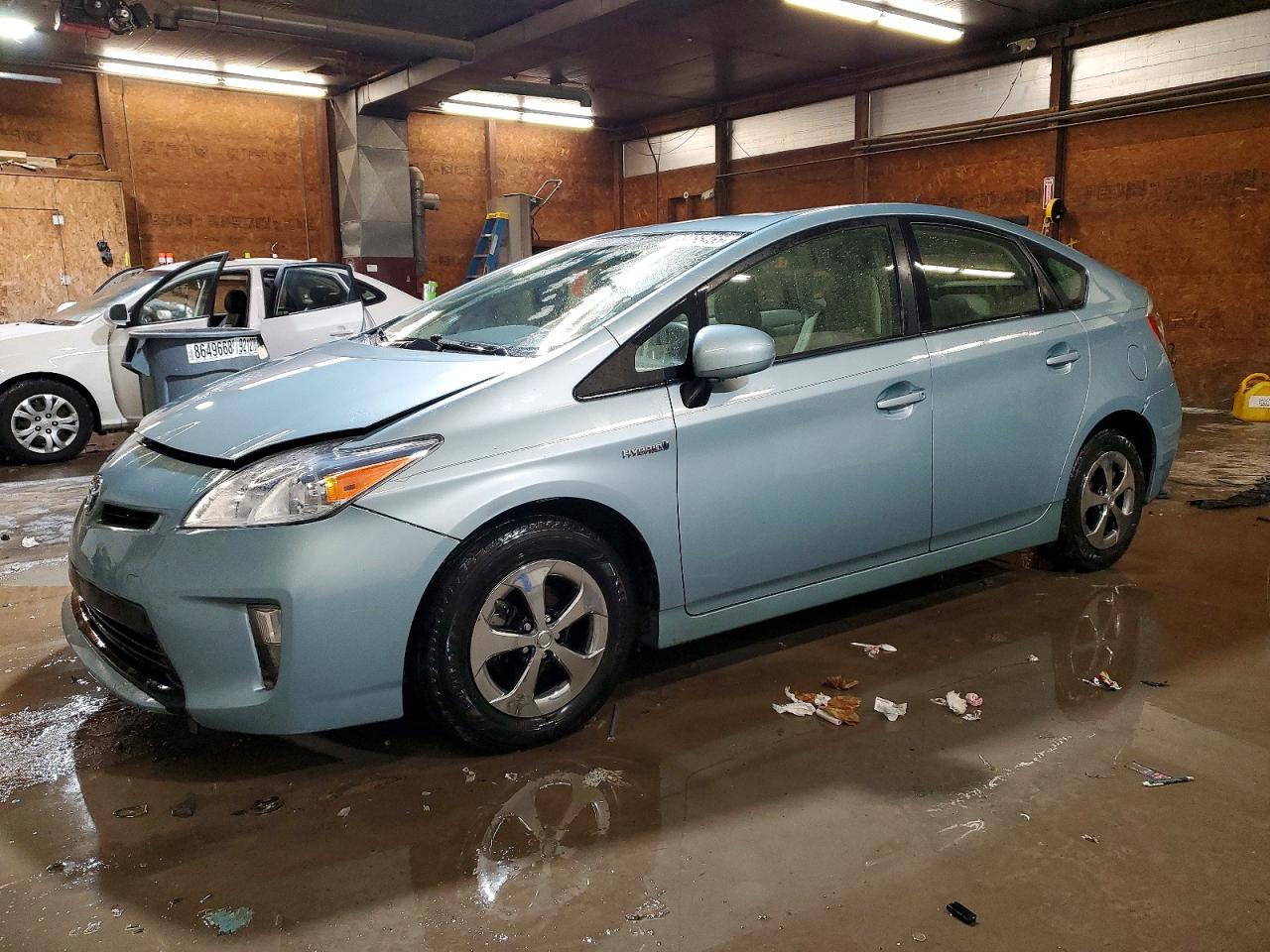 2015 TOYOTA PRIUS