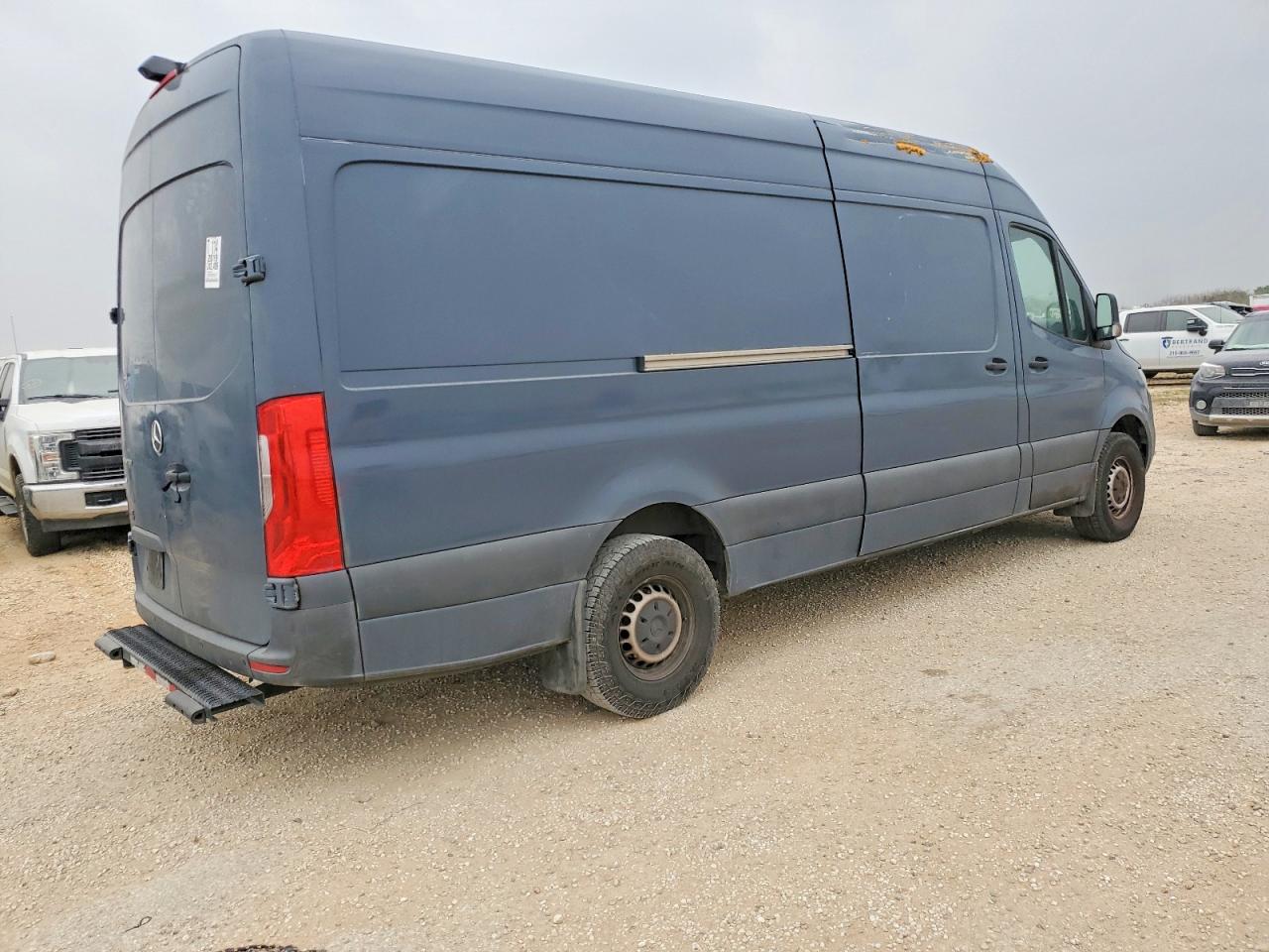 2019 MERCEDES-BENZ SPRINTER 2500/3500 photo 3
