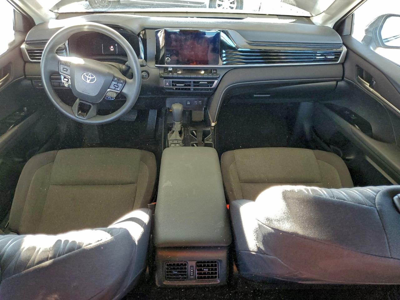 2025 TOYOTA CAMRY XSE photo 8