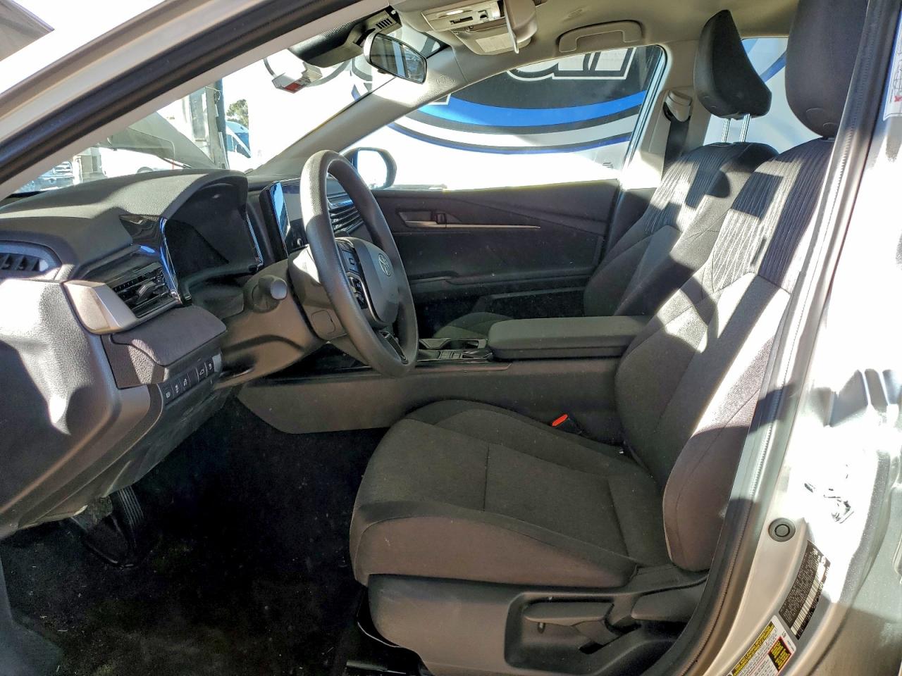 2025 TOYOTA CAMRY XSE photo 7