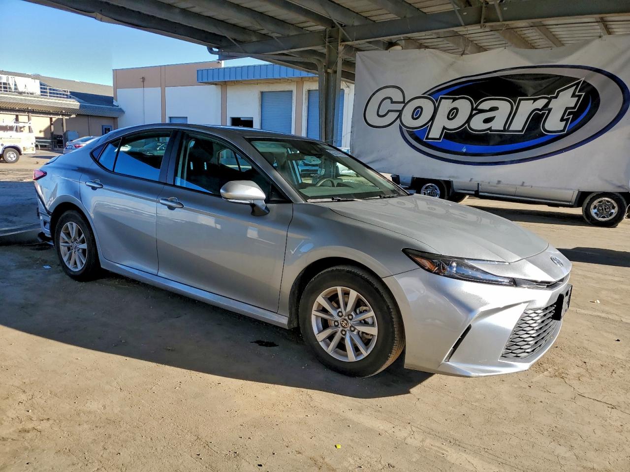 2025 TOYOTA CAMRY XSE photo 4