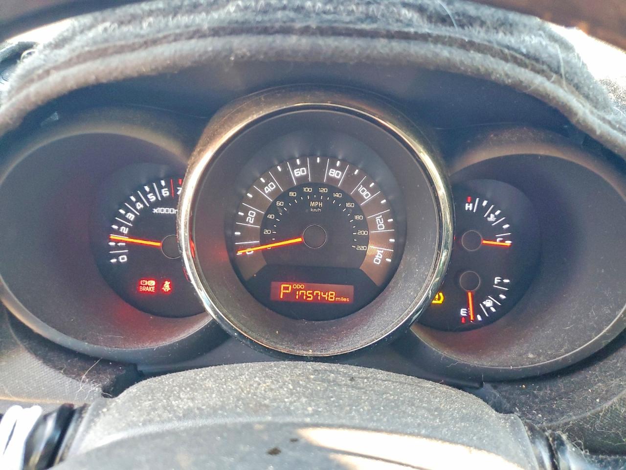 2011 KIA SOUL + photo 9