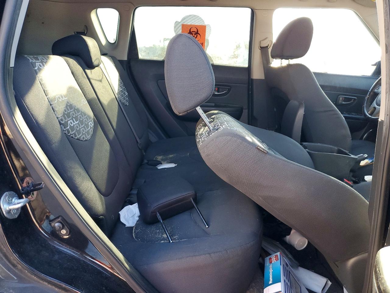 2011 KIA SOUL + photo 11