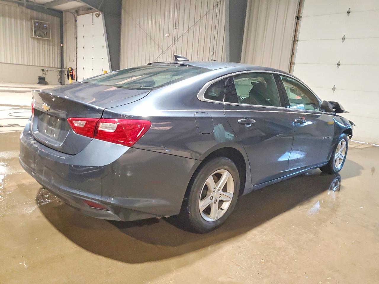 2021 CHEVROLET MALIBU LS photo 3
