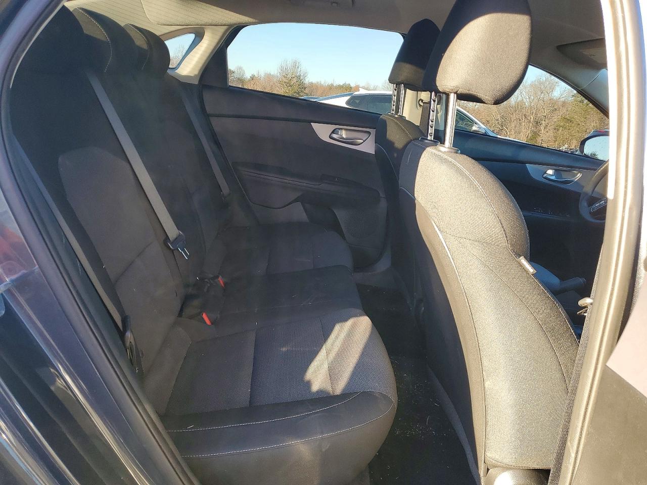 2023 KIA FORTE LX photo 19