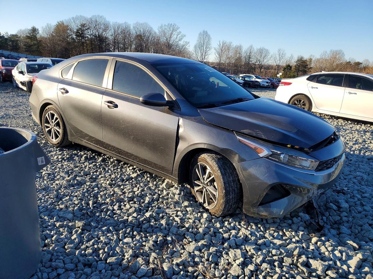 2023 KIA FORTE LX photo 7