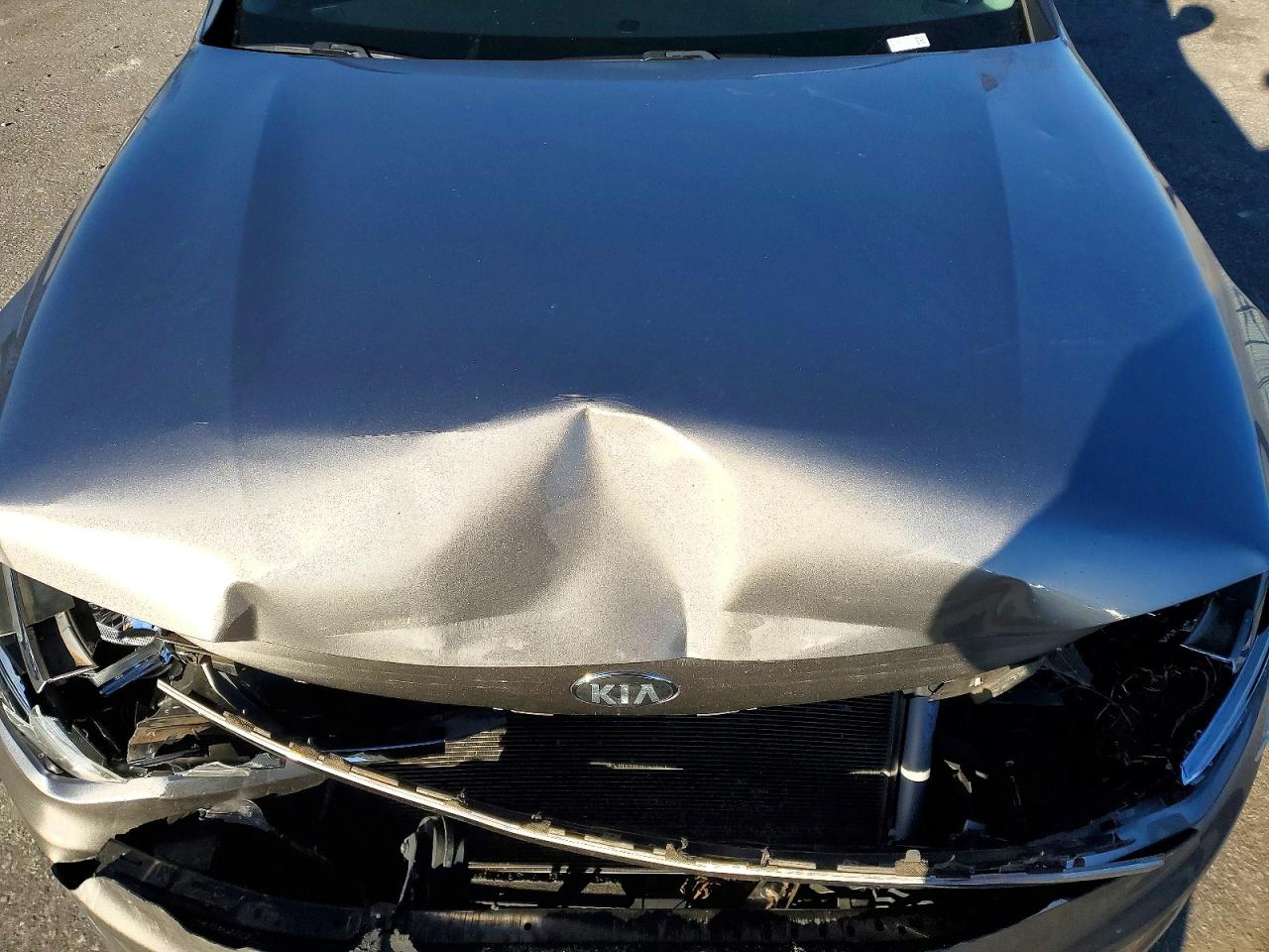 2018 KIA OPTIMA LX photo 11