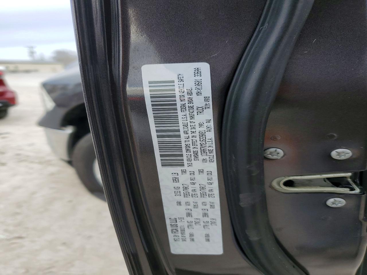 2018 RAM 1500 ST photo 23