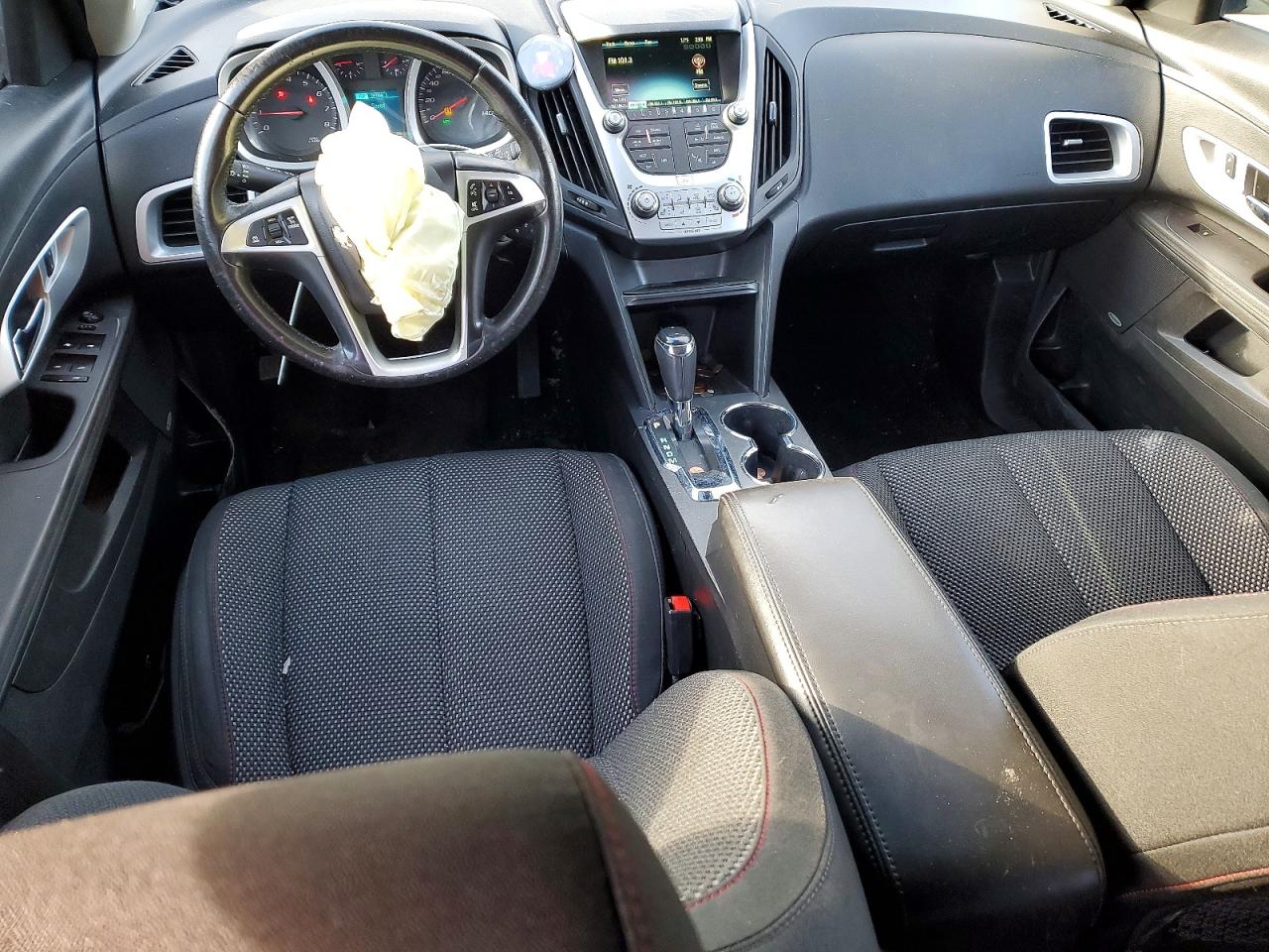 2017 CHEVROLET EQUINOX LT photo 8