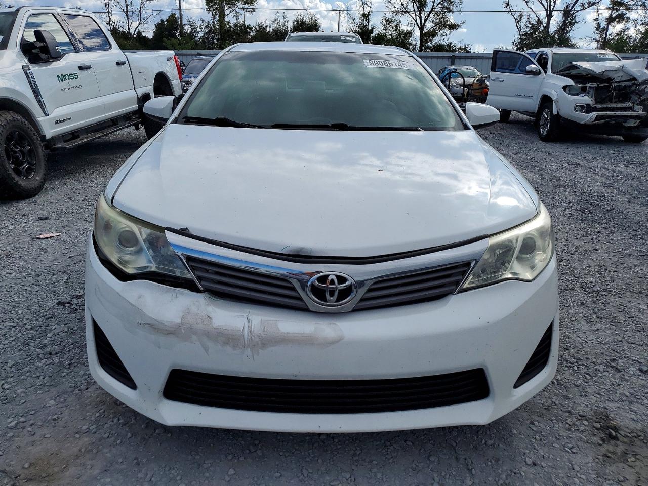 2014 TOYOTA CAMRY L photo 5