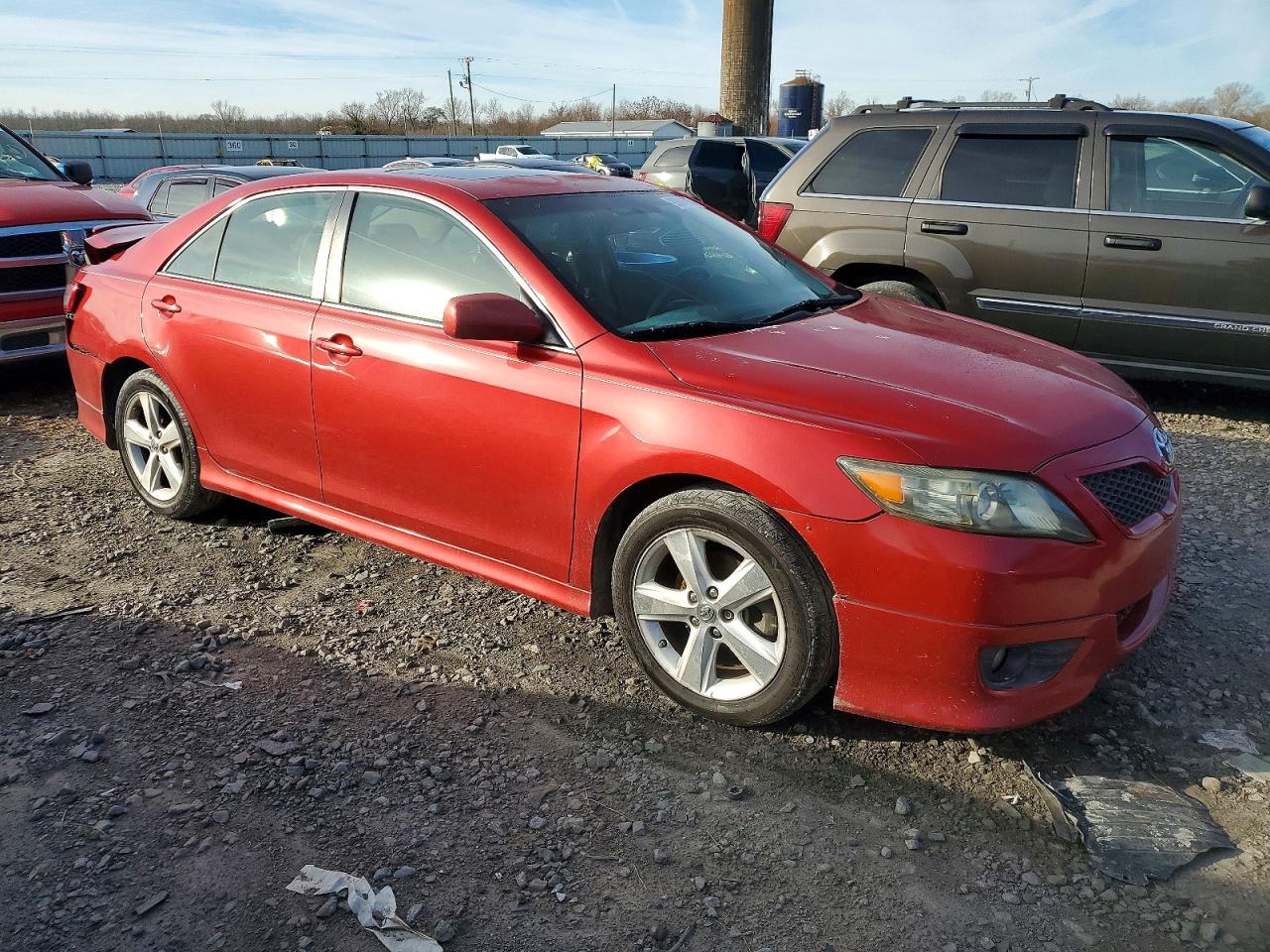 2011 TOYOTA CAMRY BASE photo 4